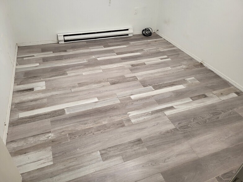 More Photos Of 134 Ledge-Landing Rd, Landing Storefront Retail Residential For Sale