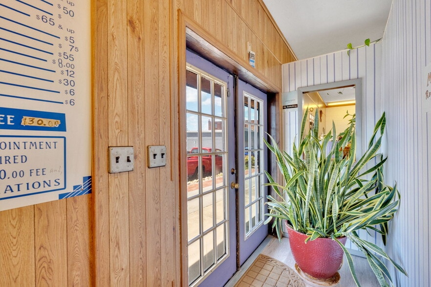 More Photos Of 333 Sullivan St, Kingsport Storefront For Sale