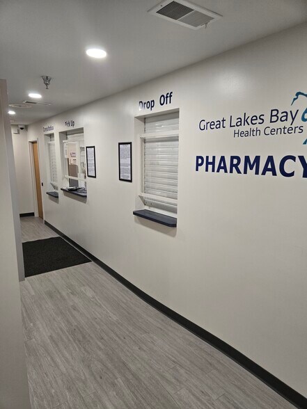 More Photos Of 690 S Trumbull St, Bay City Loft Creative Space For Sale