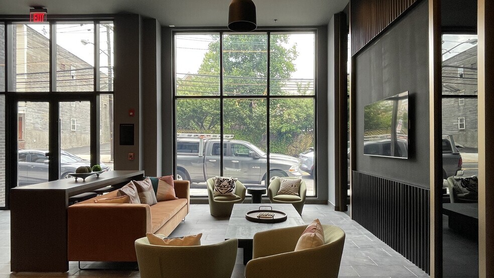 More Photos Of 50-56 Norfolk St, Newark Apartments For Lease