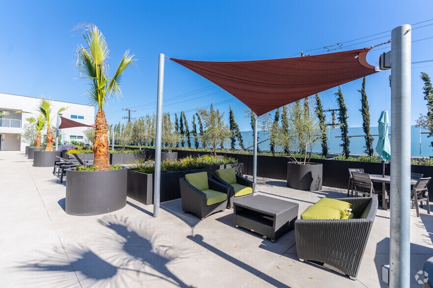 More Photos Of 1978 W Carson St, Torrance Apartments For Lease