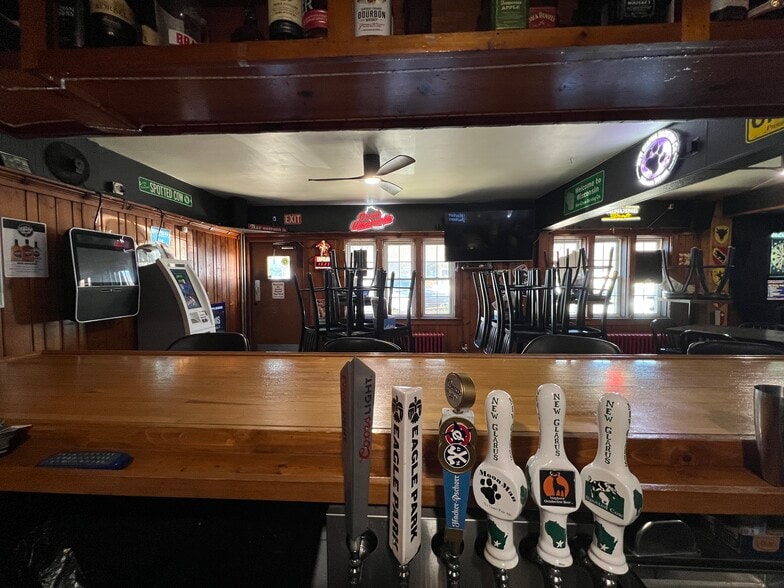 More Photos Of 406 2nd St, New Glarus Bar For Sale
