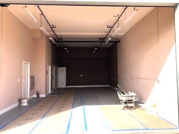 More Photos Of 21634 Redwood Rd, Castro Valley Showroom For Lease