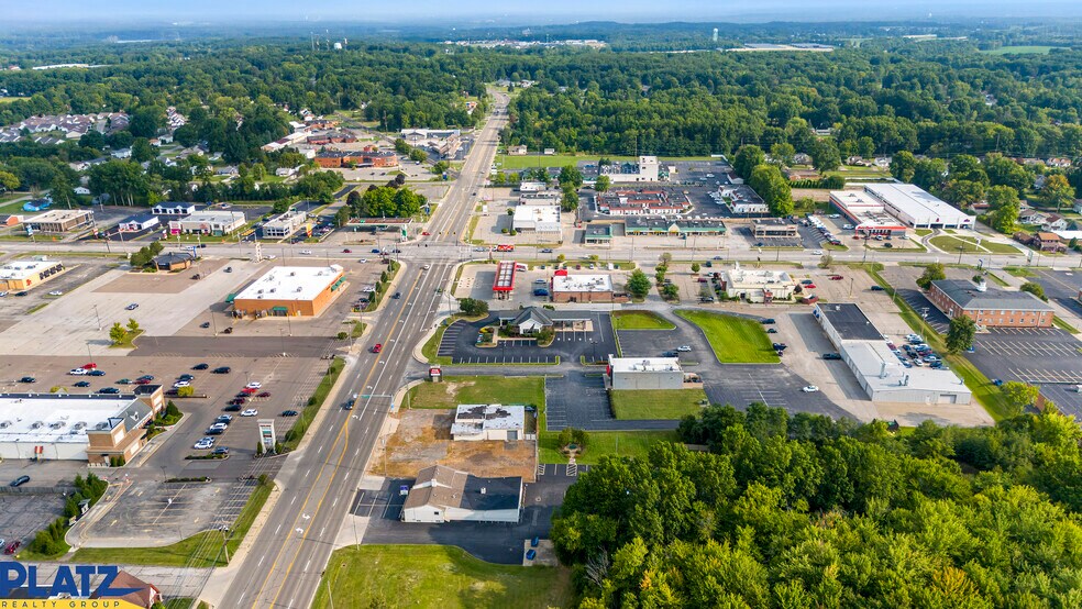 More Photos Of 101 S Canfield Niles Rd, Youngstown Bank For Lease