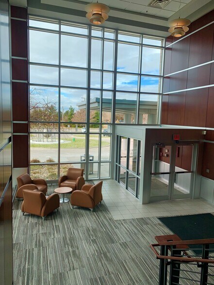 More Photos Of 2900 S 70th St, Lincoln Office For Sale
