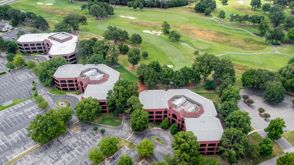 More Photos Of 8295 Tournament Dr, Memphis Coworking Space