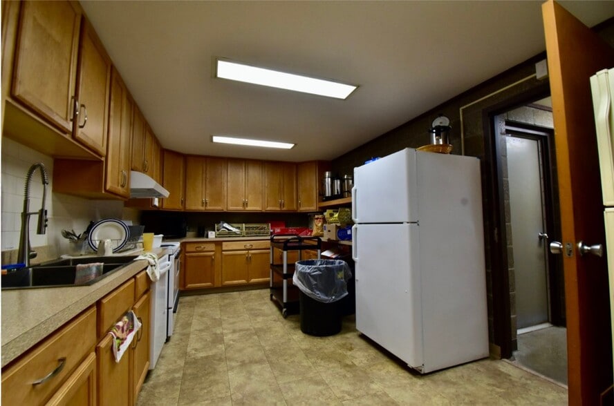 More Photos Of 1001 Green Rd, Ann Arbor Religious Facility For Sale