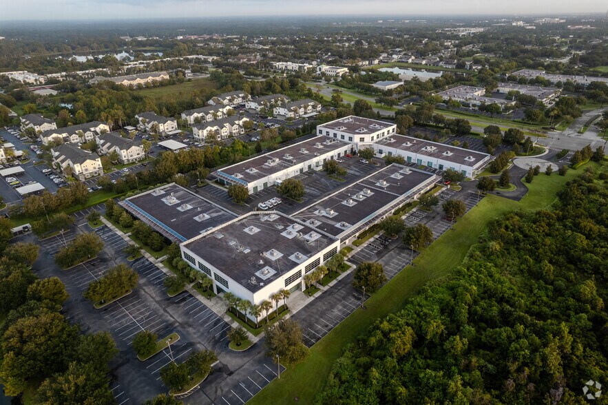 More Photos Of 12612 Challenger Pky, Orlando Unknown For Lease