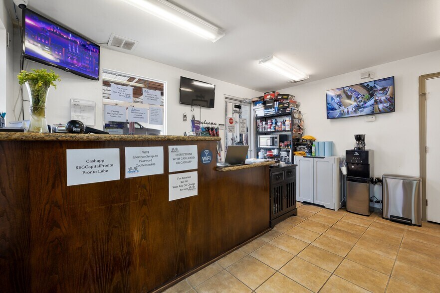 More Photos Of 5700 N Ware Rd, McAllen Auto Repair For Sale