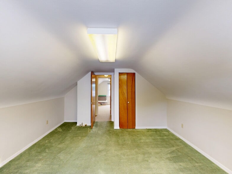 More Photos Of 1213 W 38th St, Erie Office Residential For Sale