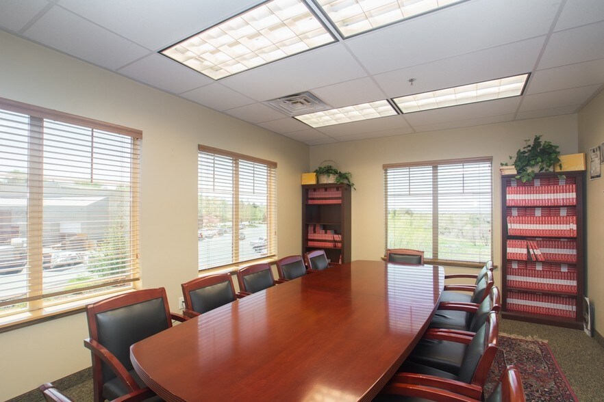 More Photos Of 155 W Canyon Crest Rd, Alpine Office Residential For Sale