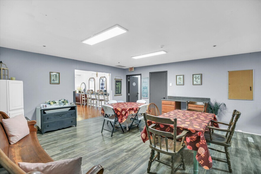 More Photos Of 808 N 3rd St, Saint Joseph Apartments For Sale