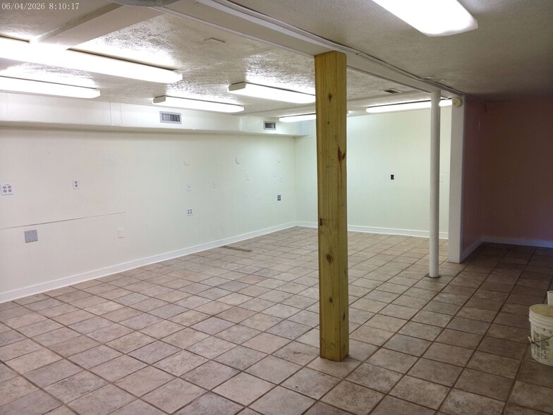 More Photos Of 7708 Timberlake Rd, Lynchburg Office For Lease