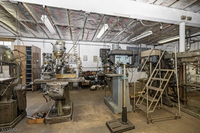 More Photos Of 22 Franklin Ave, Clifton Warehouse For Sale