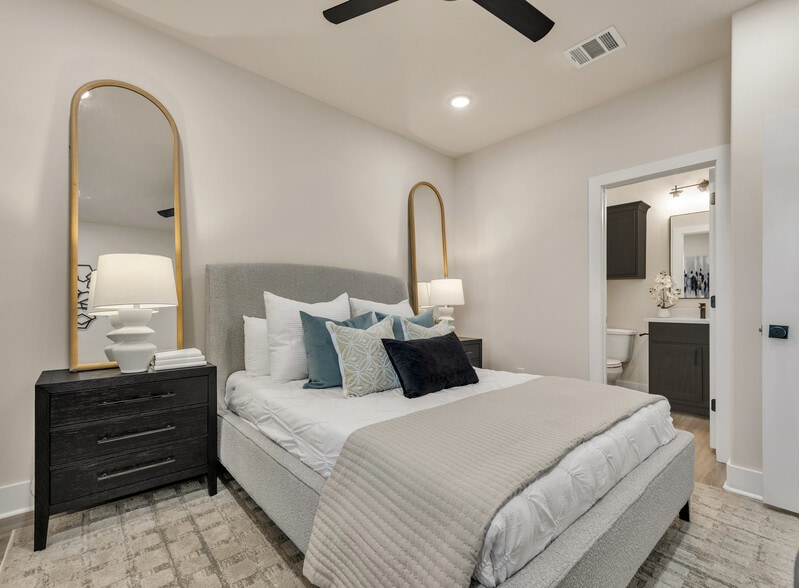 More Photos Of 4042 Gunner Trl, College Station Multifamily For Sale