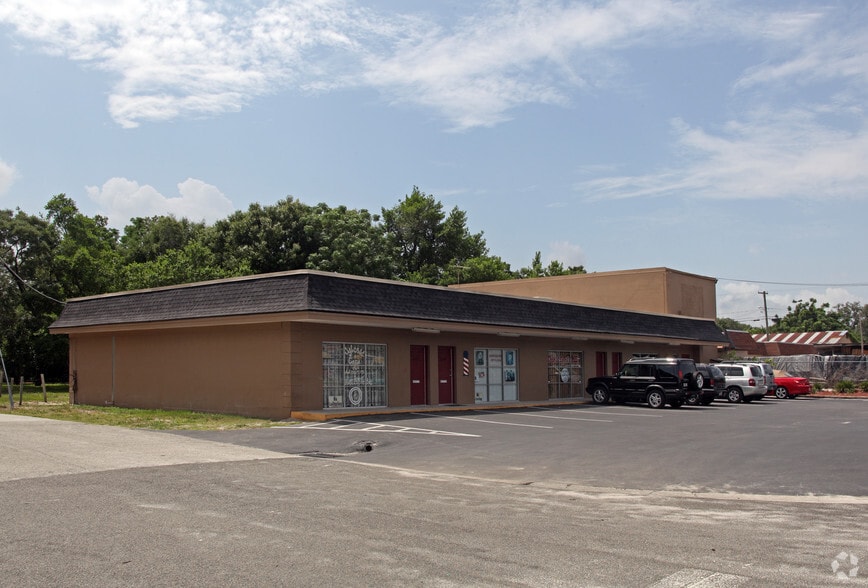 Primary Photo Of 12104-12108 N Nebraska Ave, Tampa Freestanding For Lease