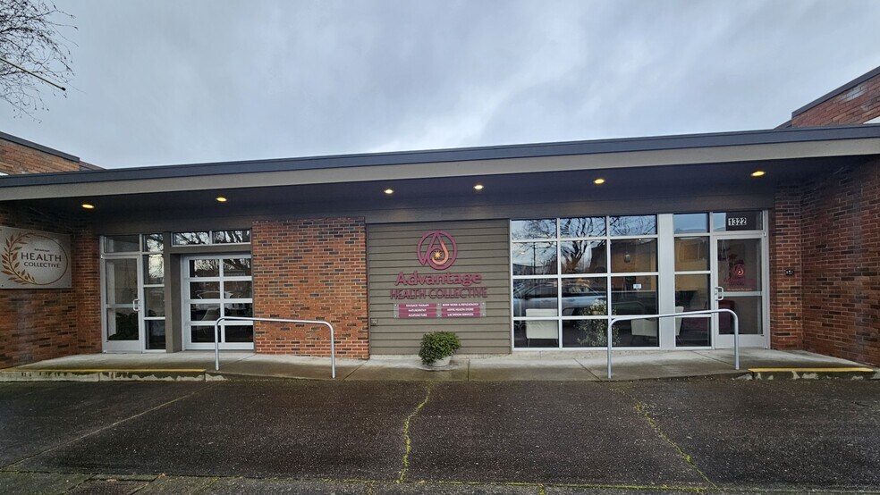 Primary Photo Of 1322-1324 Vandercook Way, Longview Office For Lease