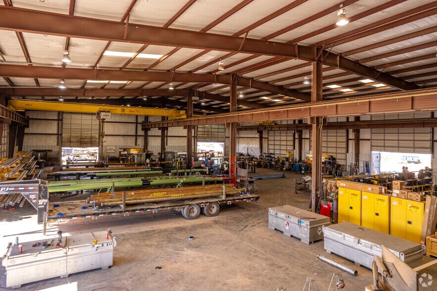More Photos Of 1114 S FM 1788, Midland Warehouse For Lease