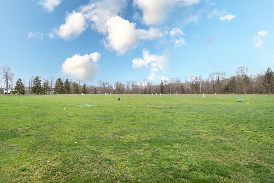 More Photos Of 3815 State Route 5, Newton Falls Golf Course Driving Range For Sale
