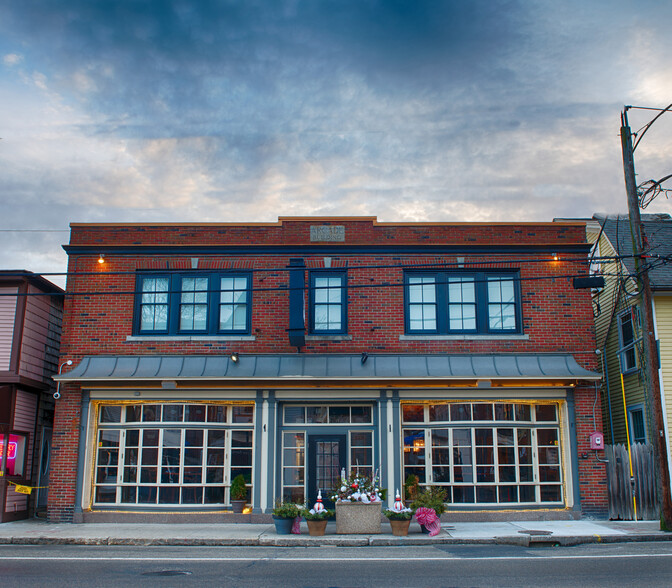 Primary Photo Of 50 Main St, East Greenwich Storefront Retail Office For Lease