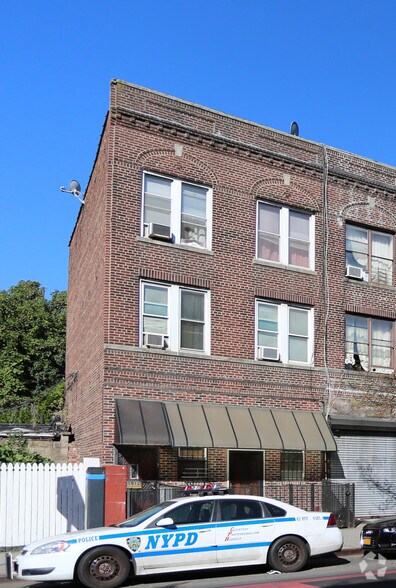 More Photos Of 1512 Nostrand Ave, Brooklyn Storefront Retail Residential For Lease