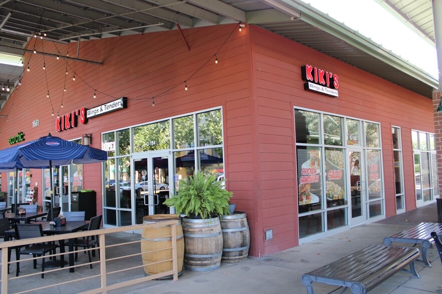 More Photos Of 1661 E Monte Vista Ave, Vacaville General Retail For Lease