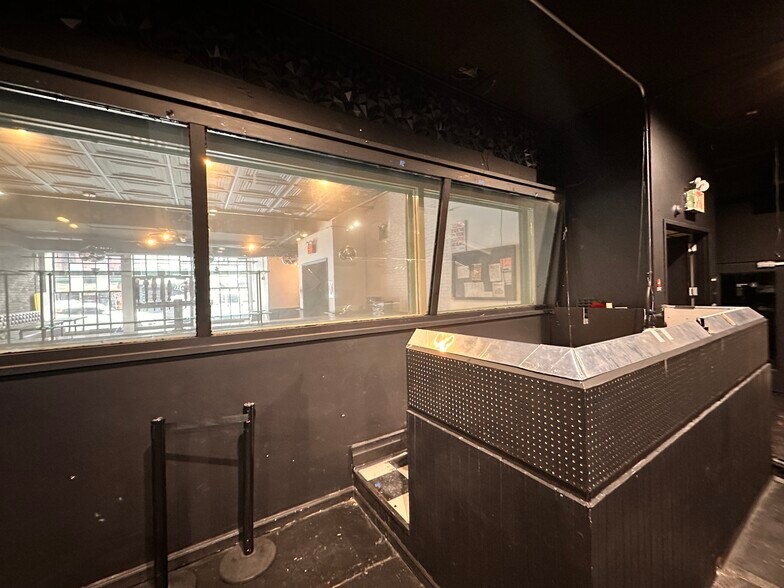 More Photos Of 361 Metropolitan Ave, Brooklyn General Retail For Lease