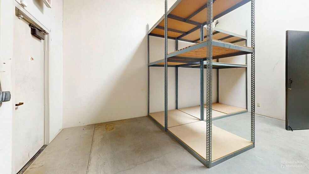 More Photos Of 39301 Badger St, Palm Desert Warehouse For Sale