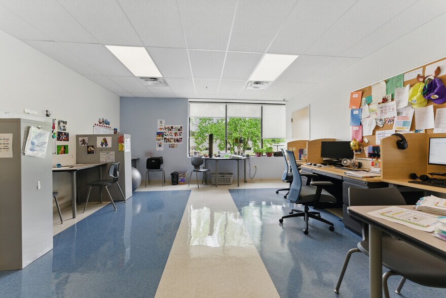More Photos Of 2024 Westover Rd, Chicopee Warehouse For Sale