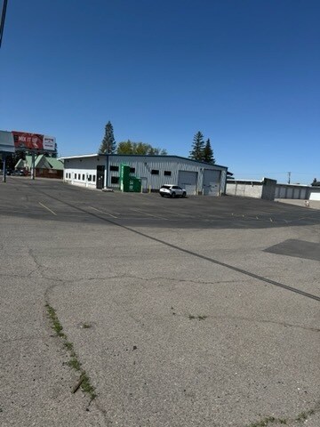 More Photos Of 3020 S Yellowstone Hwy, Idaho Falls Light Manufacturing For Lease