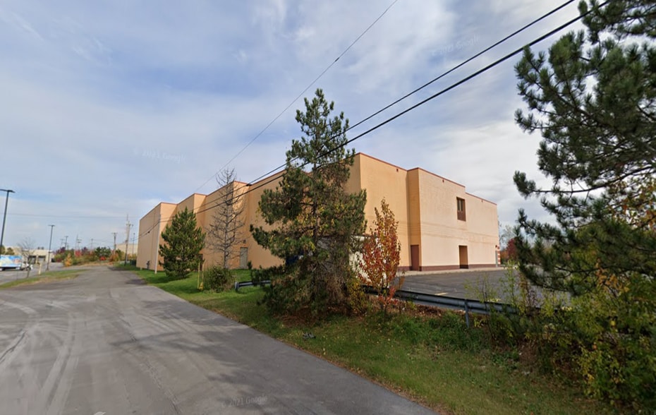 More Photos Of 525 Marketplace Dr, Henrietta Movie Theatre For Sale