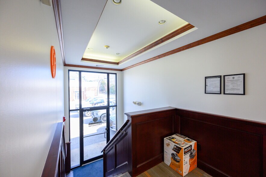 More Photos Of 745 E Squantum St, Quincy Office For Sale