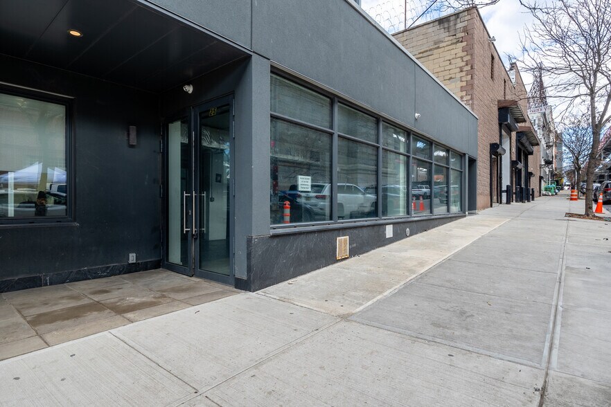 More Photos Of 349 Kent Ave, Brooklyn Apartments For Lease