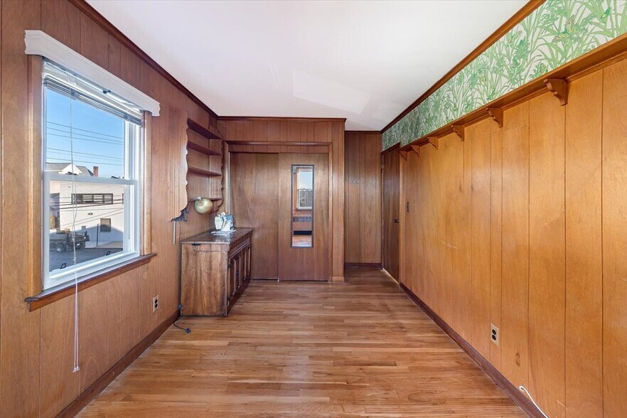 More Photos Of 30 College Pl, Yonkers Multifamily For Sale