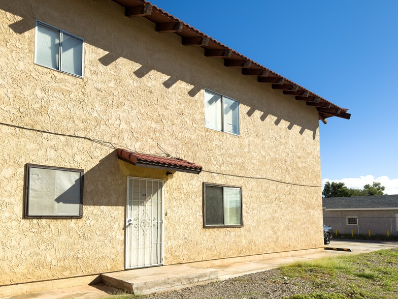 More Photos Of 434 River Glen Dr, Bullhead City Apartments For Sale