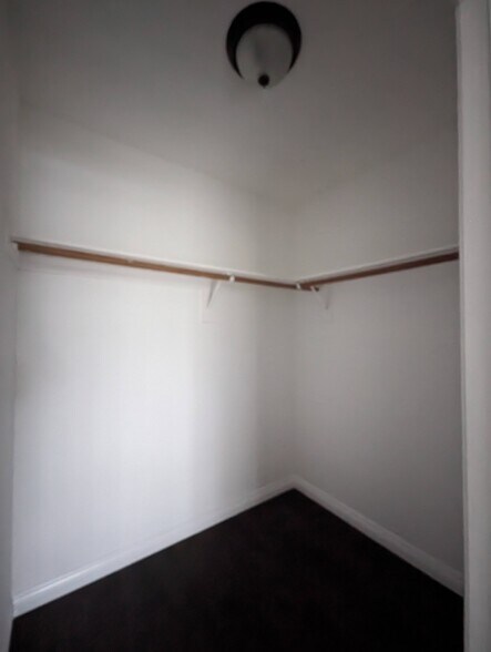 More Photos Of 16015 Halldale Ave, Gardena Multifamily For Sale