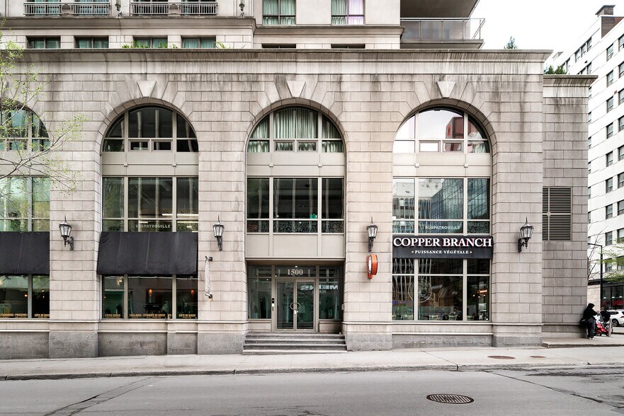 More Photos Of 1200 Boul De Maisonneuve O, Montréal Apartments For Sale