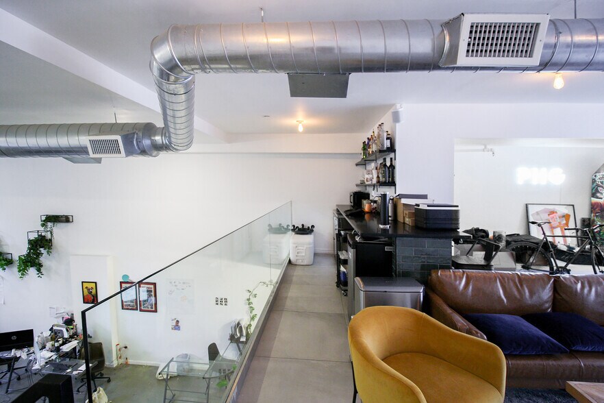 More Photos Of 137 Grand St, Brooklyn Storefront Retail Residential For Sale