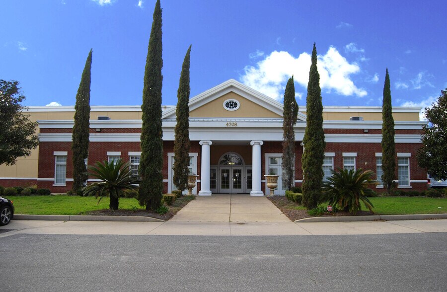 More Photos Of 4708 NW Capital Cir NW, Tallahassee Flex For Sale