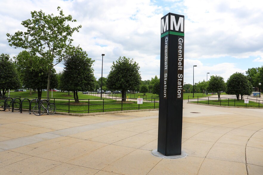 More Photos Of 6411 Ivy Ln, Greenbelt Office For Lease