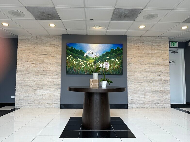 More Photos Of 1S443 Summit Ave, Oakbrook Terrace Medical For Sale