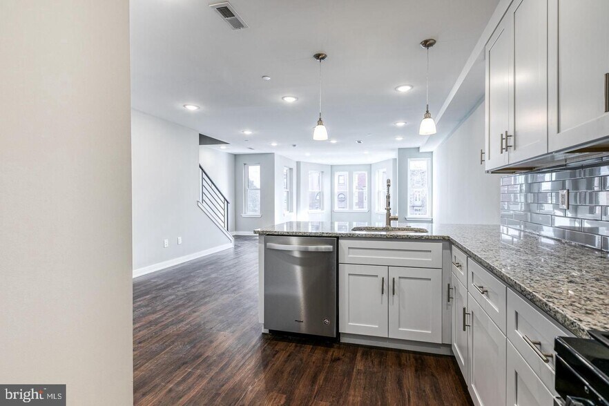 More Photos Of 1316 S Broad St, Philadelphia Apartments For Sale