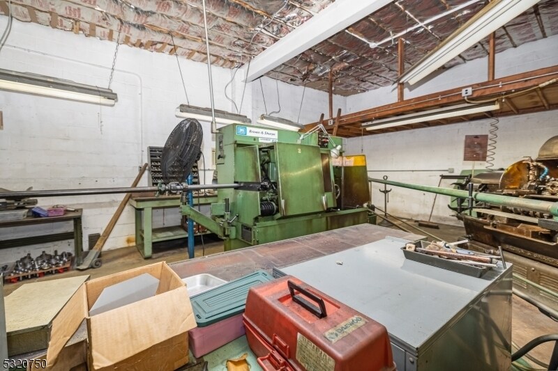 More Photos Of 22 Franklin Ave, Clifton Warehouse For Sale