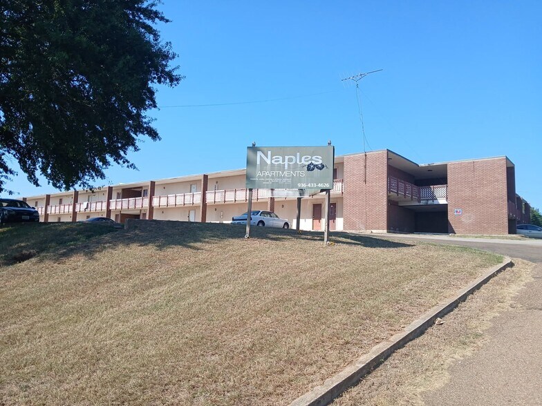 Primary Photo Of 404 W L Doc Dodson, Naples Apartments For Sale