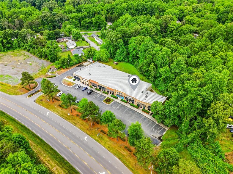 More Photos Of 562 Valley Rd, Mocksville Freestanding For Sale