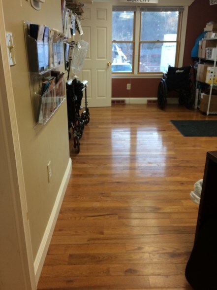 More Photos Of 345 Boston Post Rd, Sudbury Medical For Lease