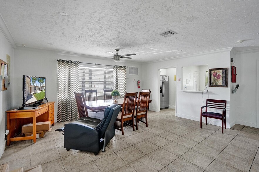 More Photos Of 4200 NE 19th Ave, Pompano Beach Assisted Living For Sale