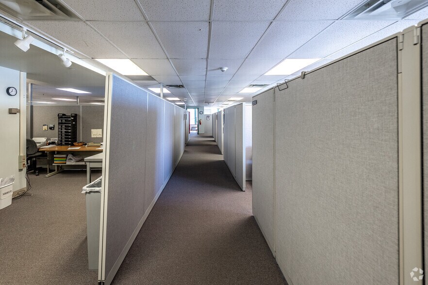 More Photos Of 11 E Church St, Marshalltown Unknown For Sale