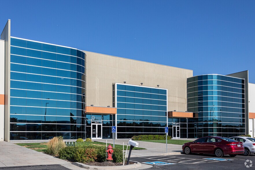 More Photos Of 1420 S 4800 W, Salt Lake City Distribution For Lease
