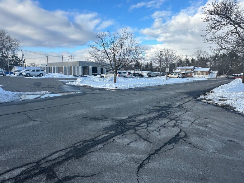 More Photos Of 1972 Central Ave, Colonie Bank For Sale